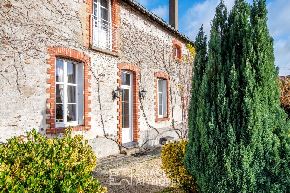49440 CANDE - Ancienne minoterie en coeur de ville - Réf. ARD1556
