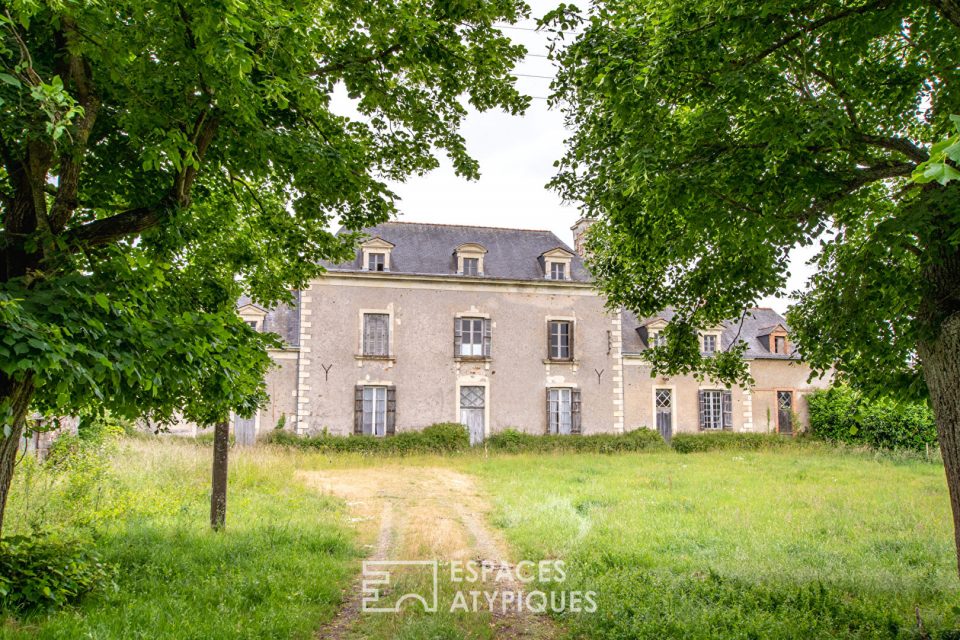 49330 CHAMPIGNE - Surprenant domaine à réinterpréter - Réf. ARD1856