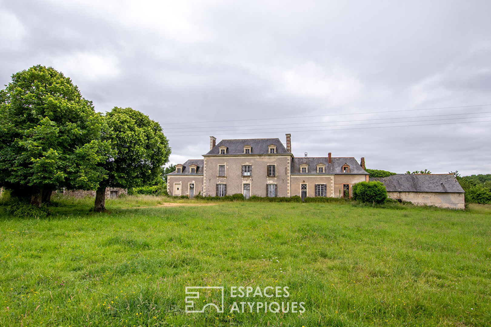 Surprenant domaine à réinterpréter