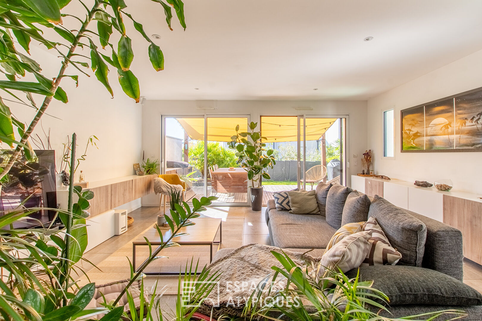 Belle contemporaine avec piscine