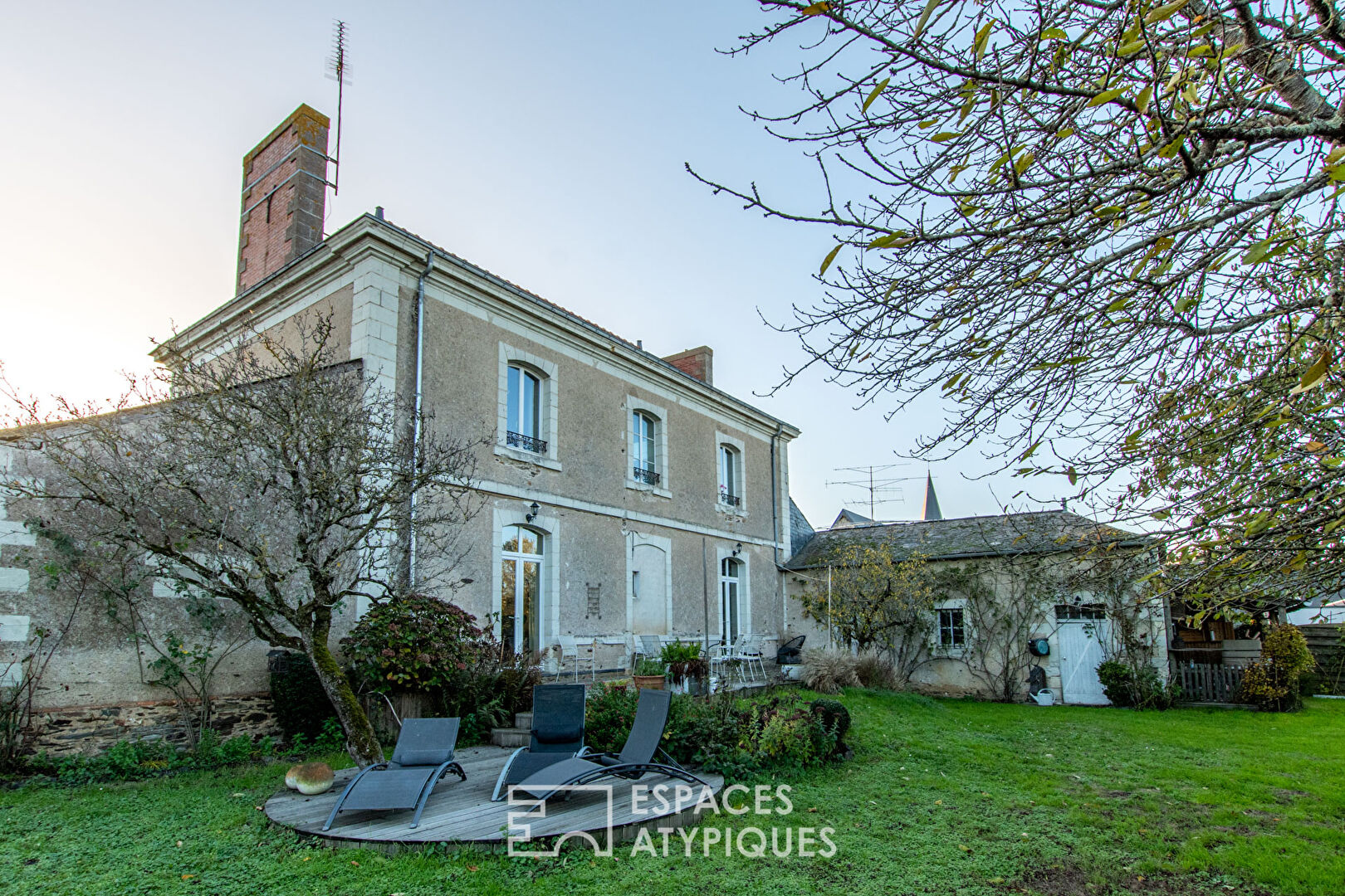 Belle demeure dans un ancien presbytère