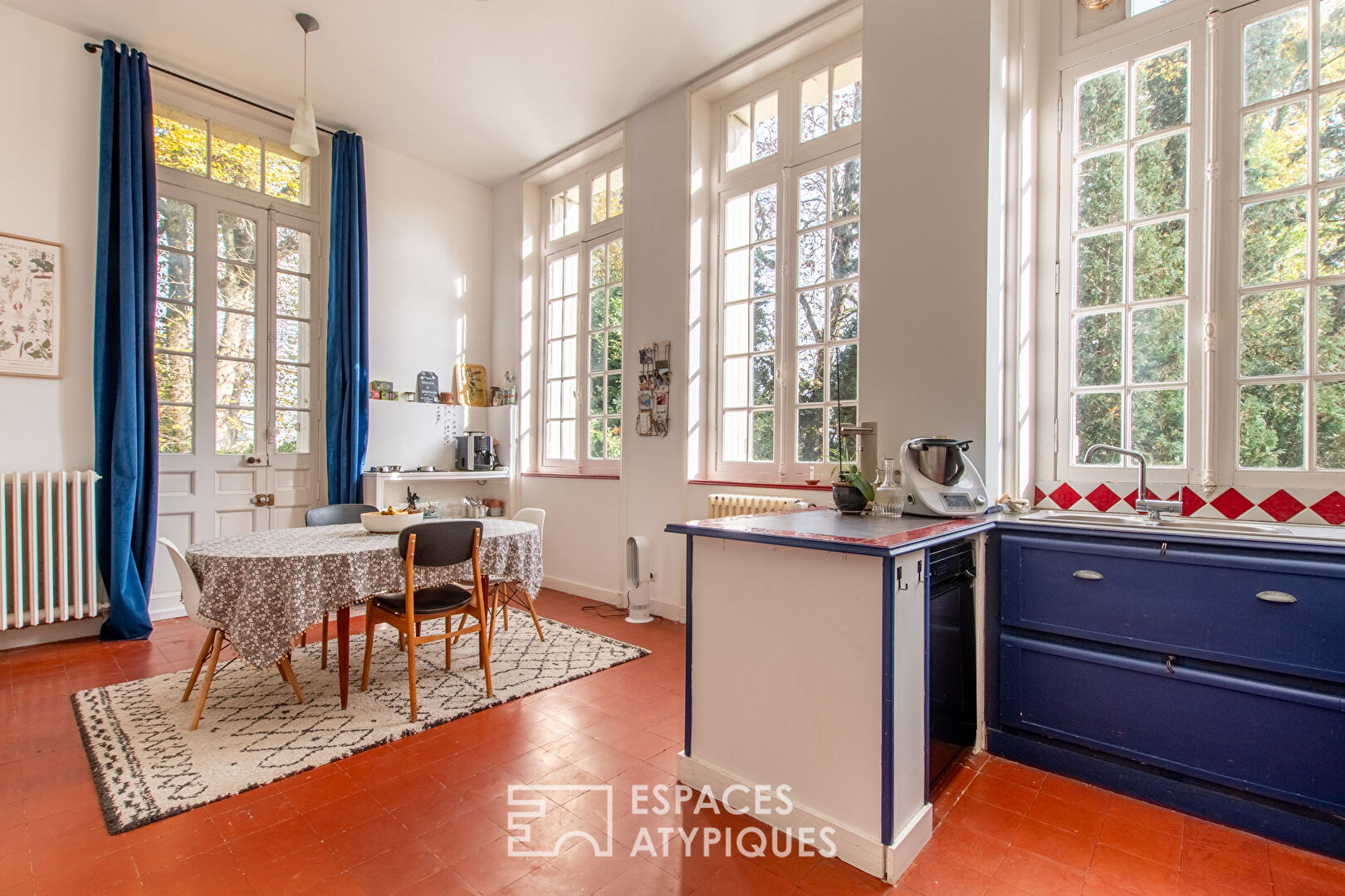 Magnifique Hôtel particulier au coeur de son parc arboré