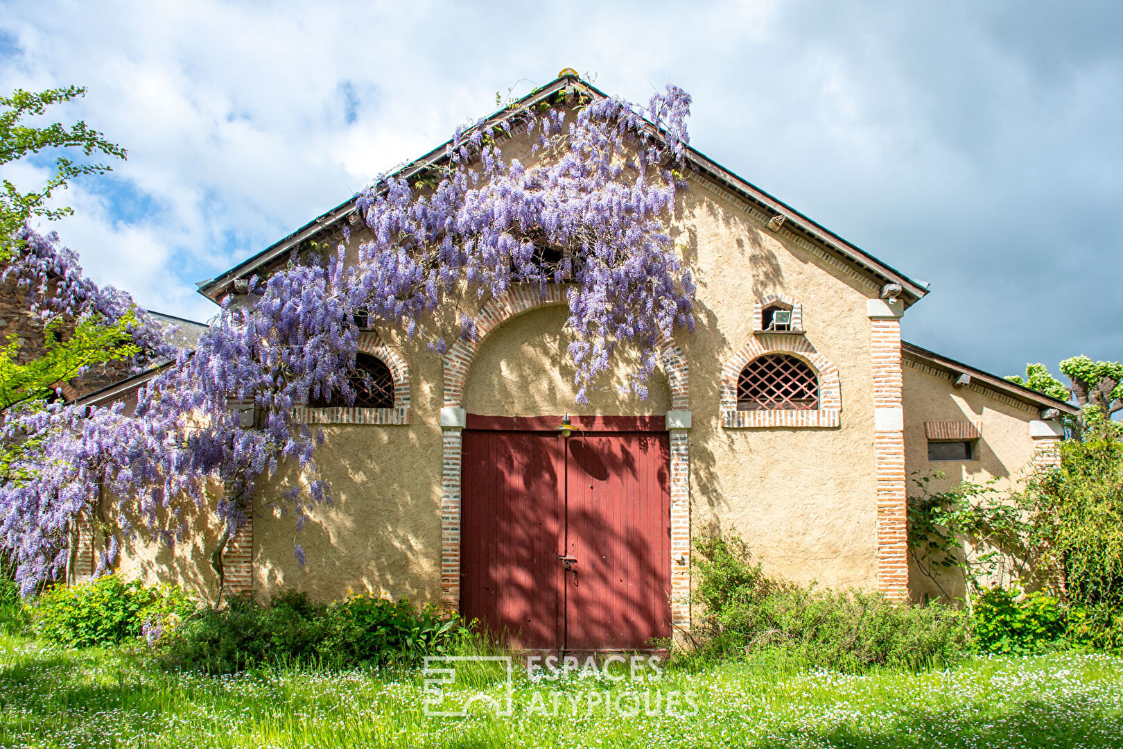 Ancien presbytère et son parc arboré