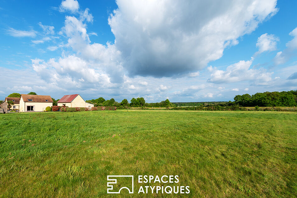 Ancien corps de ferme rénové avec dépendances