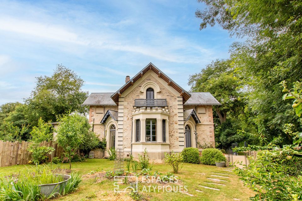 Ancien Pavillon de chasse immergé dans la Nature