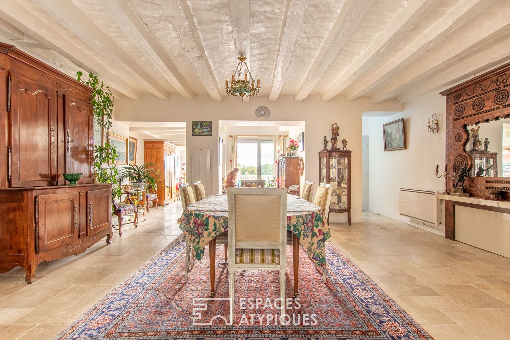 Charming house on the banks of the Loire