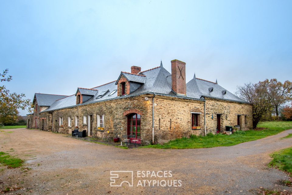 49440 FREIGNE - Superbe longère et ses 19 hectares de prairies - Réf. ARD942