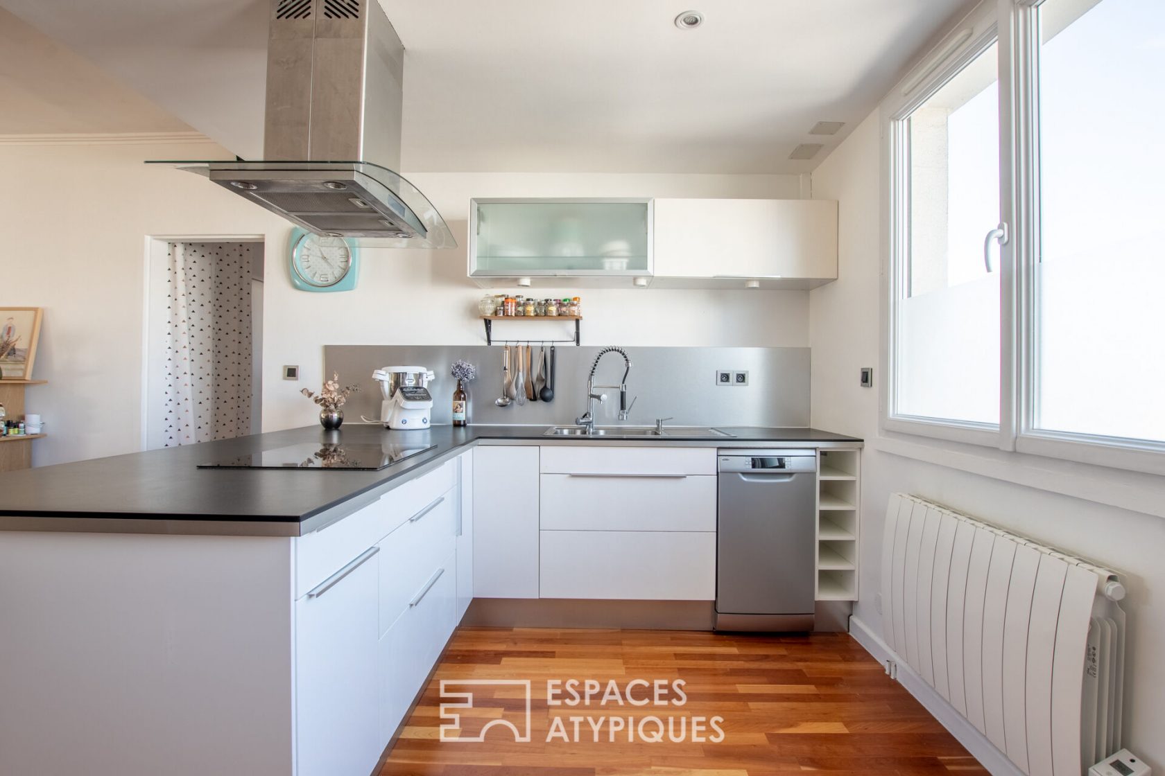 Appartement rénové : entre confort et luminosité