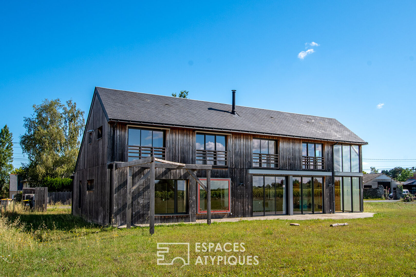 Maison d’architecte au cadre bucolique
