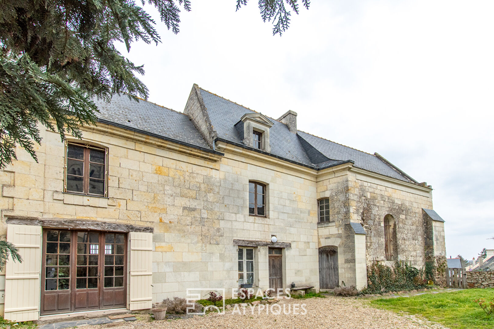 Maison authentique dans une ancienne église