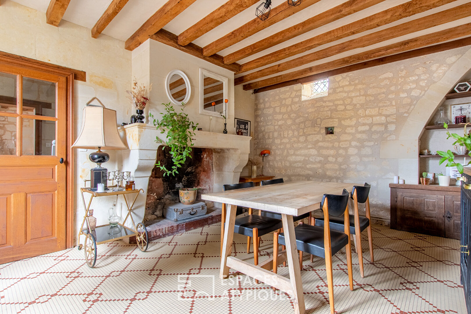 Maison authentique dans une ancienne église