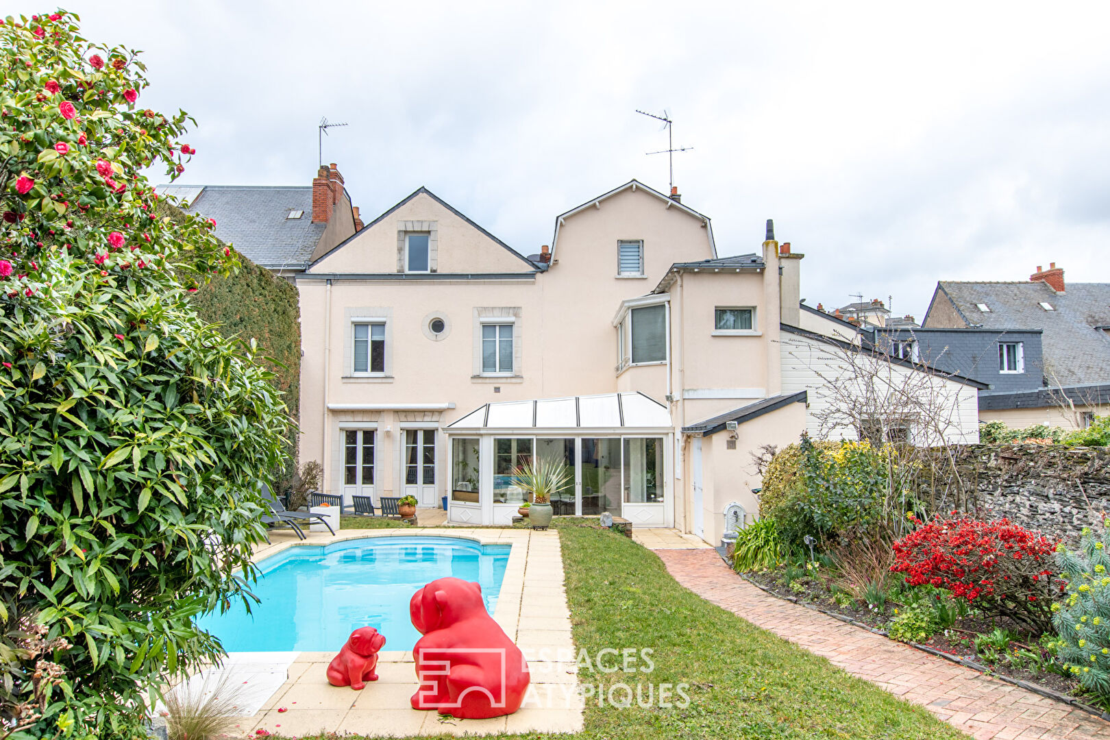 Maison Angers 349 m2