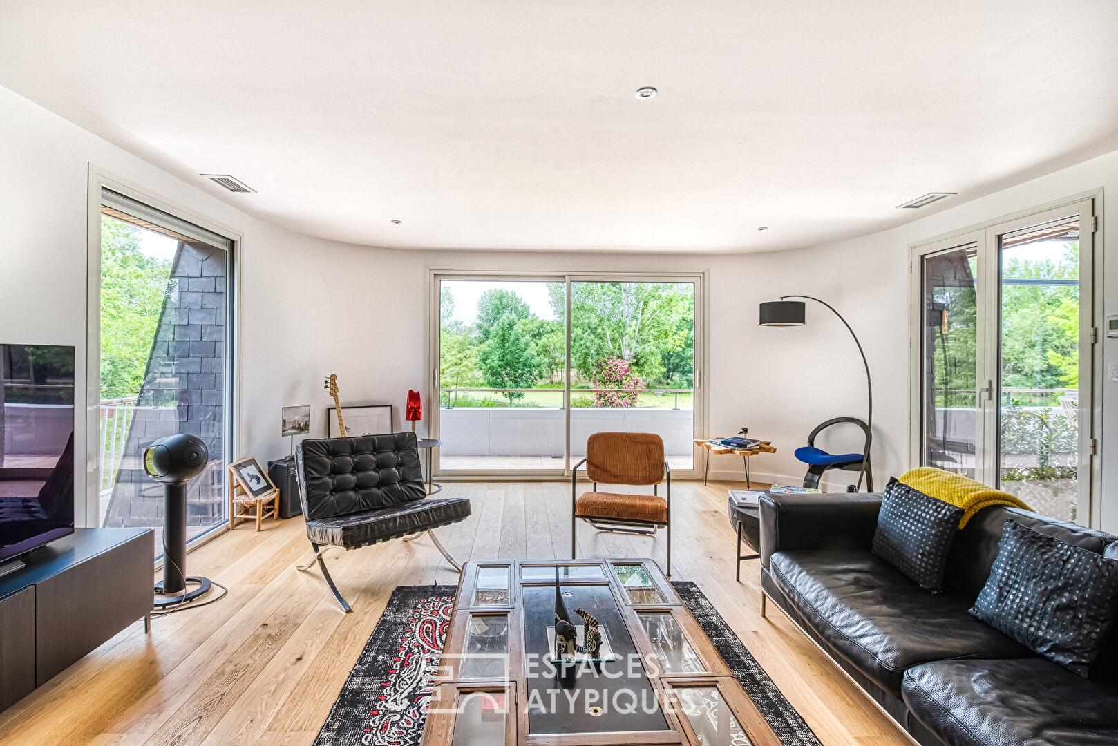 Renovated architect’s house and its haven of peace