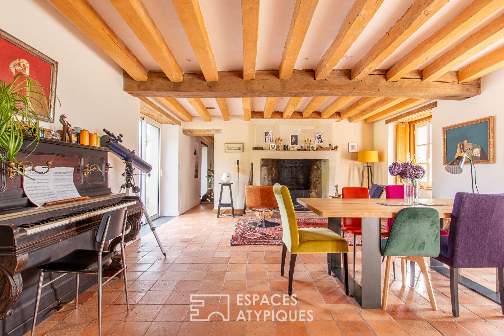Renovated farmhouse and swimming pool