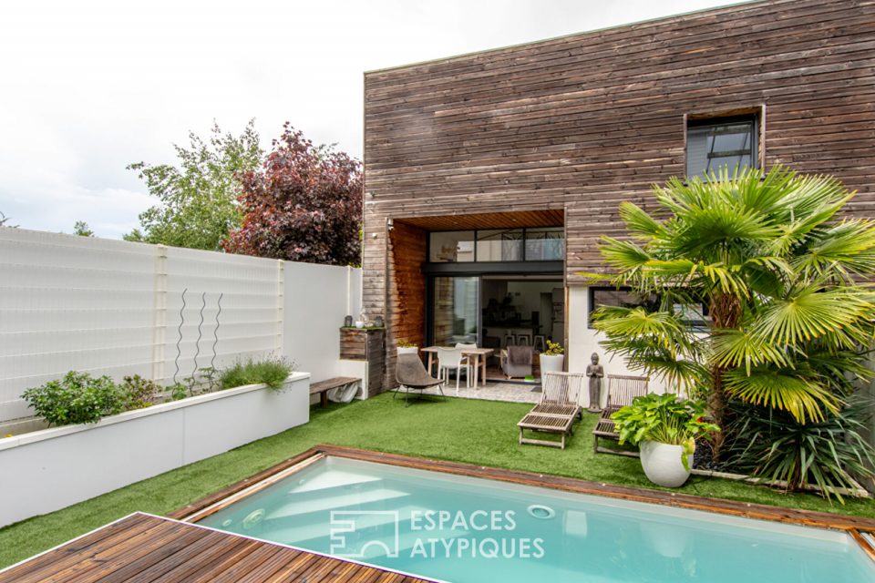Loft lumineux avec piscine et son locatif