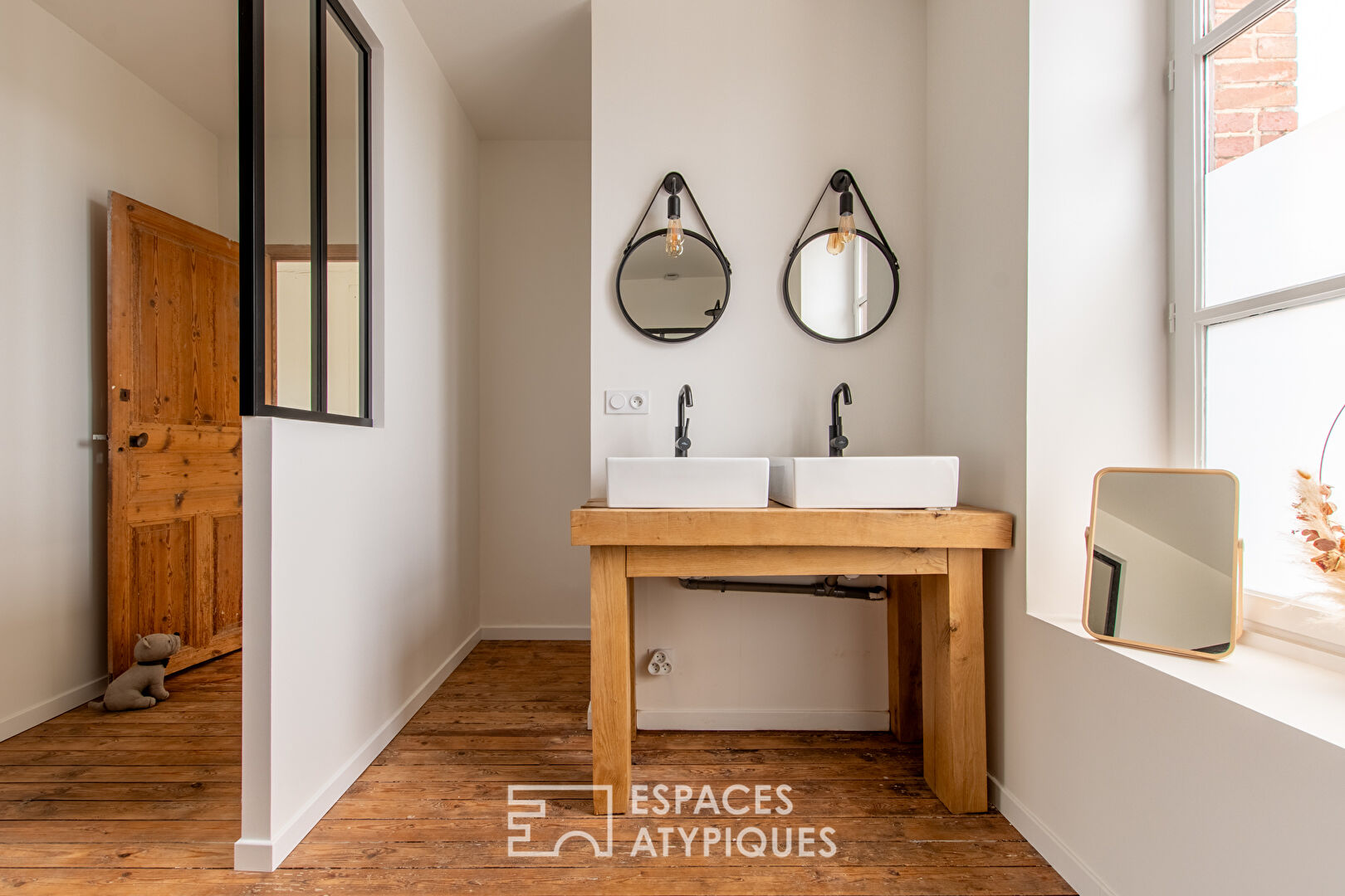 Maison de charme : entre volume et authenticité