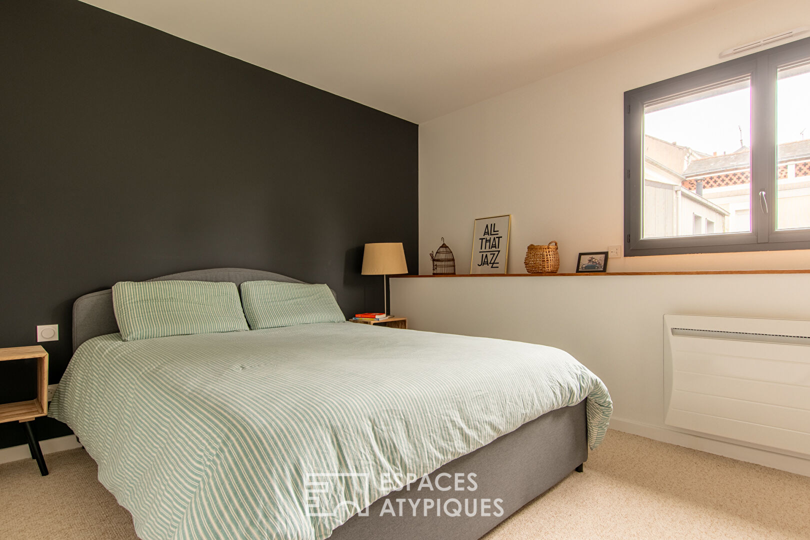 SOUS COMPROMIS : L’inattendue – Maison de ville proche de la place Ney