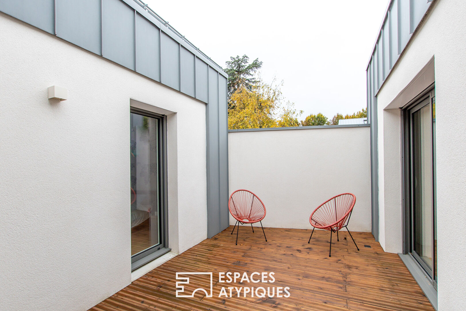 L’Insoupçonnable: maison rénovée et son locatif