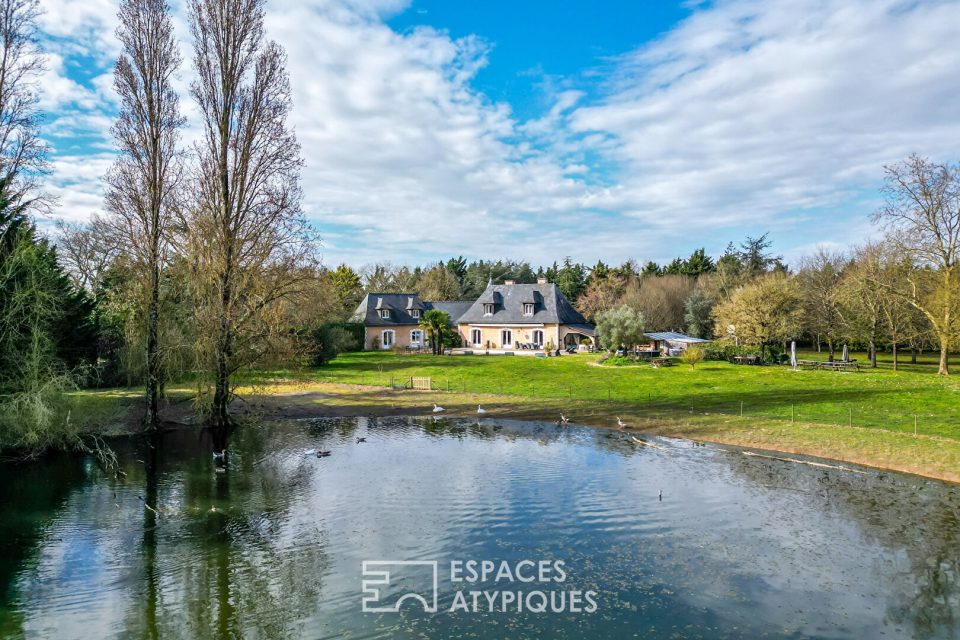 Propriété avec piscine dans son écrin de cinq hectares