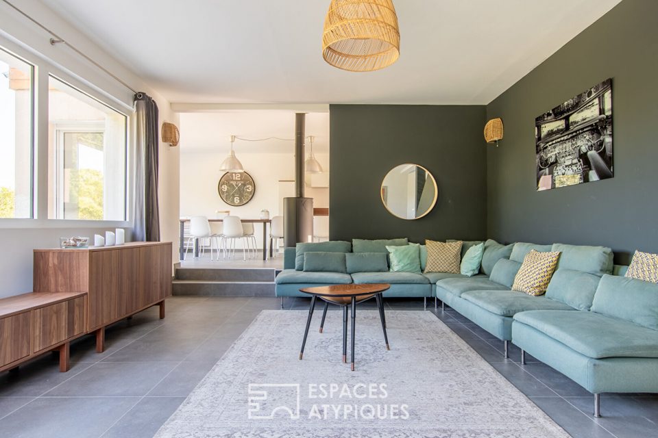 Maison d'architecte dans son écrin de verdure