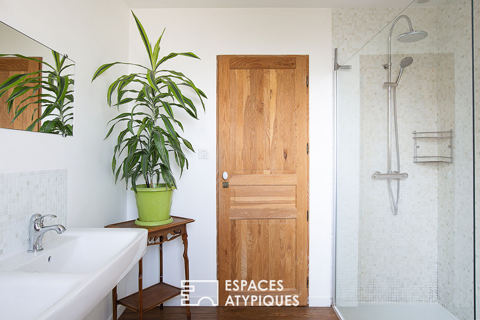 Entre ciel et Loire, élégante maison de marinier rénovée