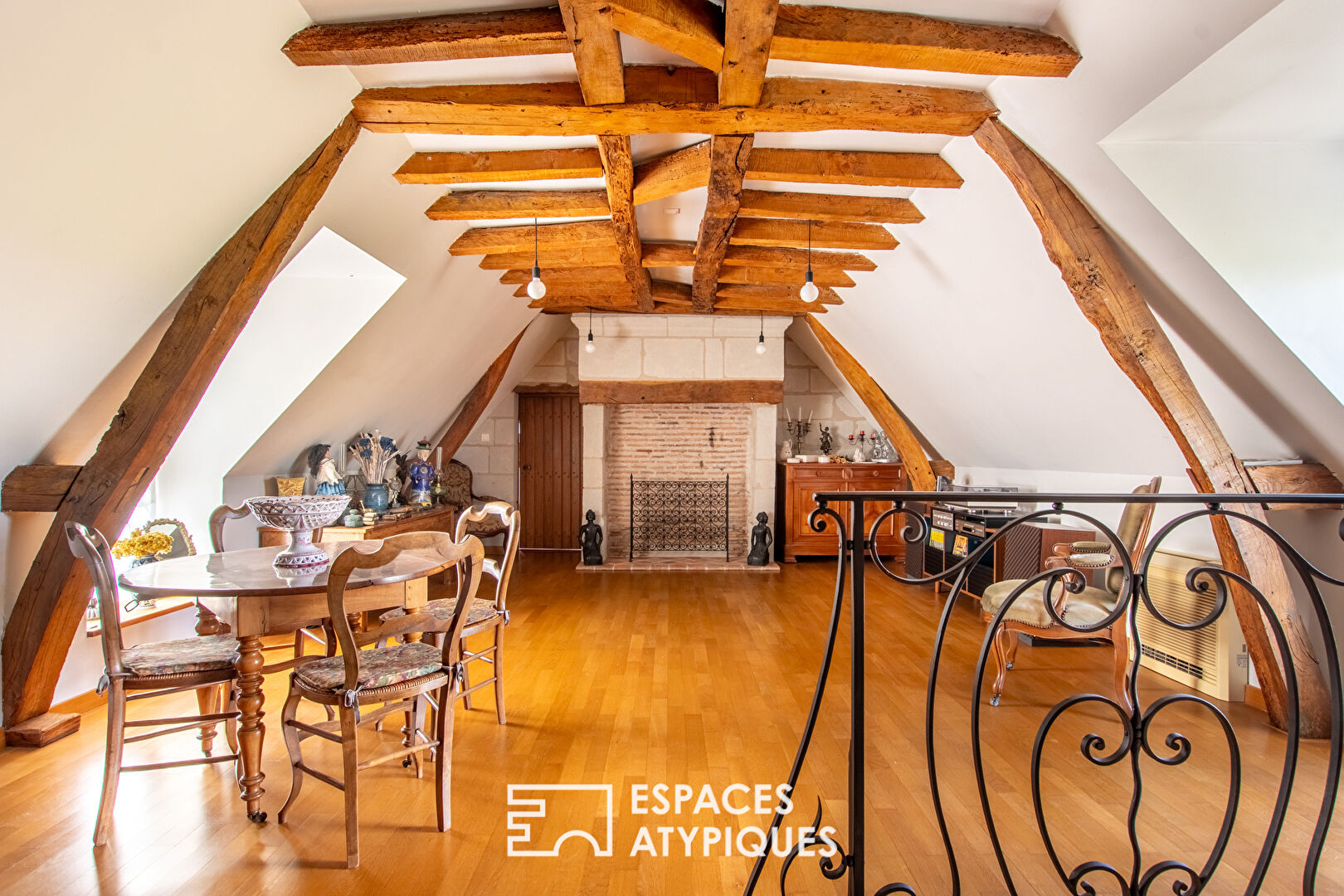 Authentic and charming farmhouse in a peaceful location