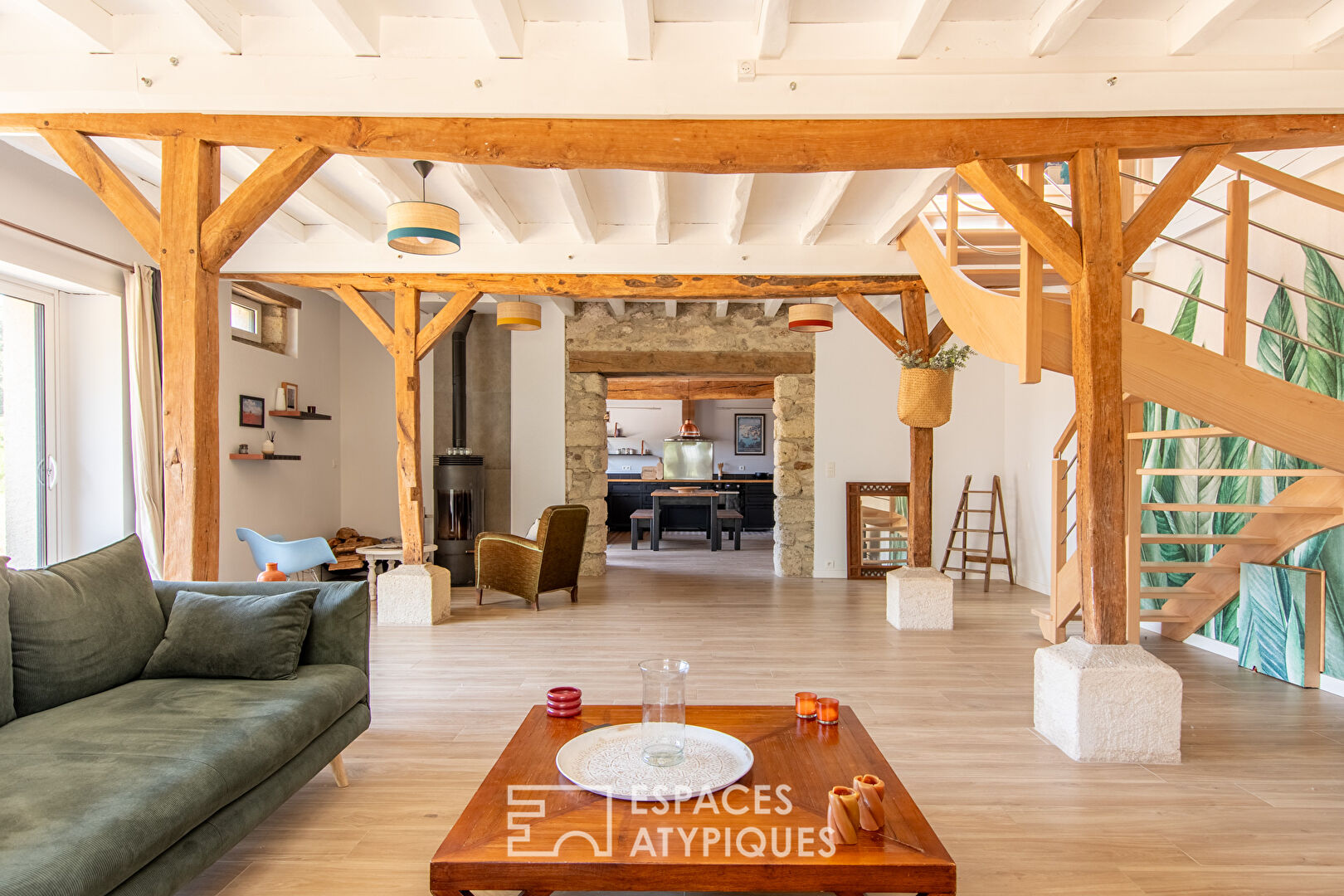 Maison de charme à la campagne avec dépendances