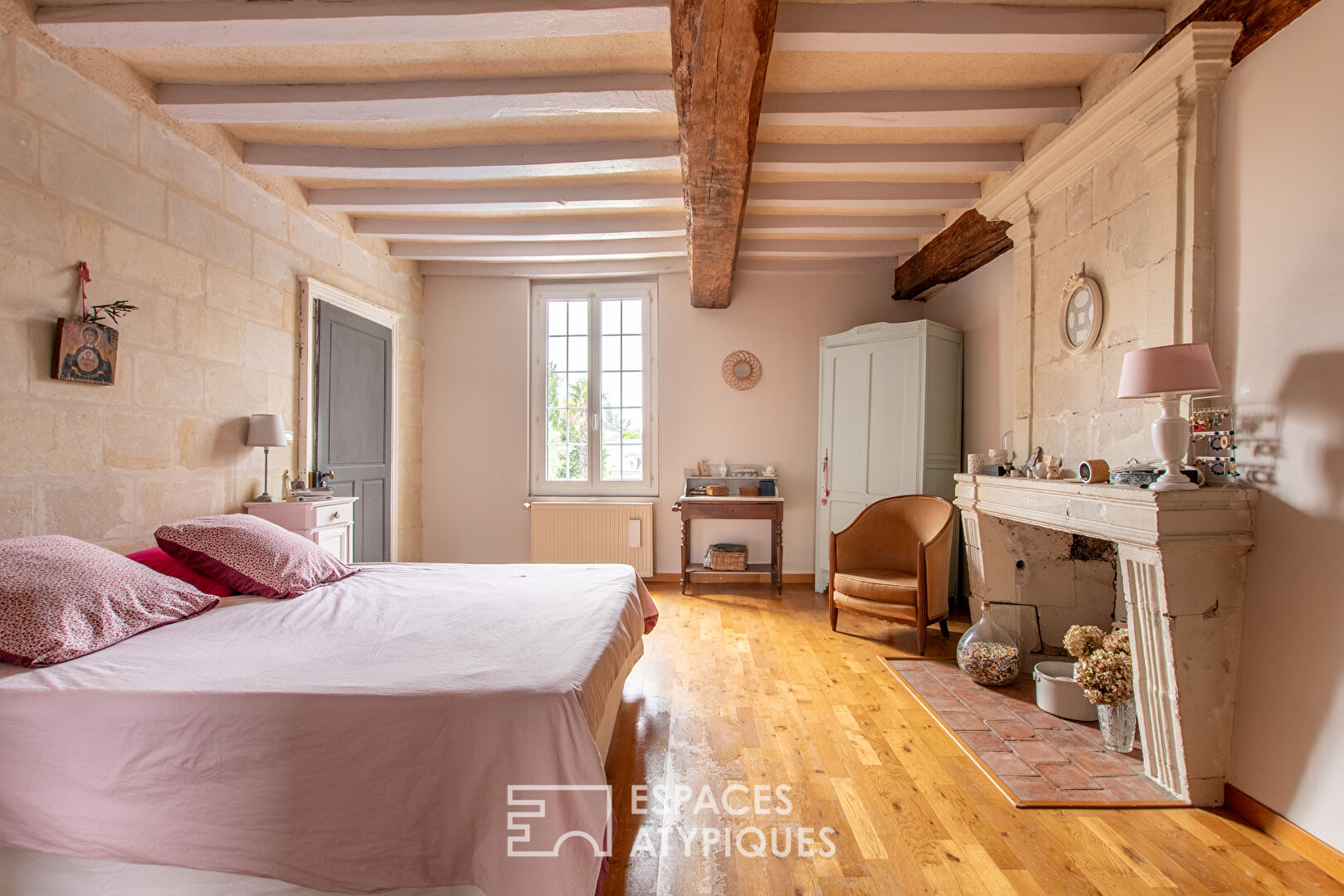 Magnifique maison de bourg avec piscine à Loire-Authion