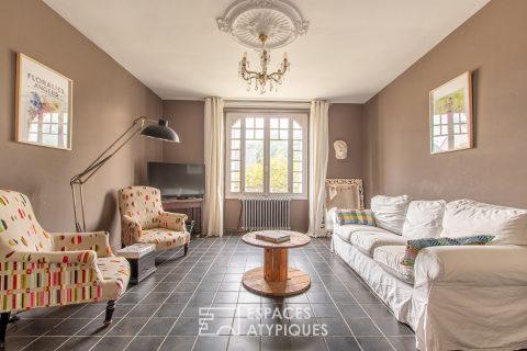 Maison des années 1930 avec dépendances