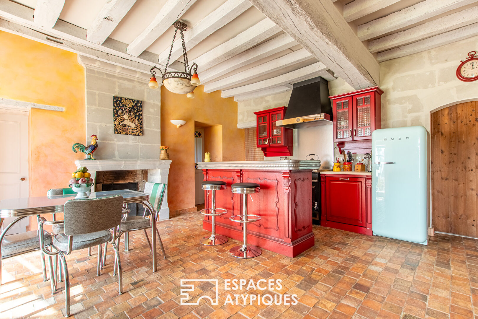 Authentic and charming farmhouse in a peaceful location