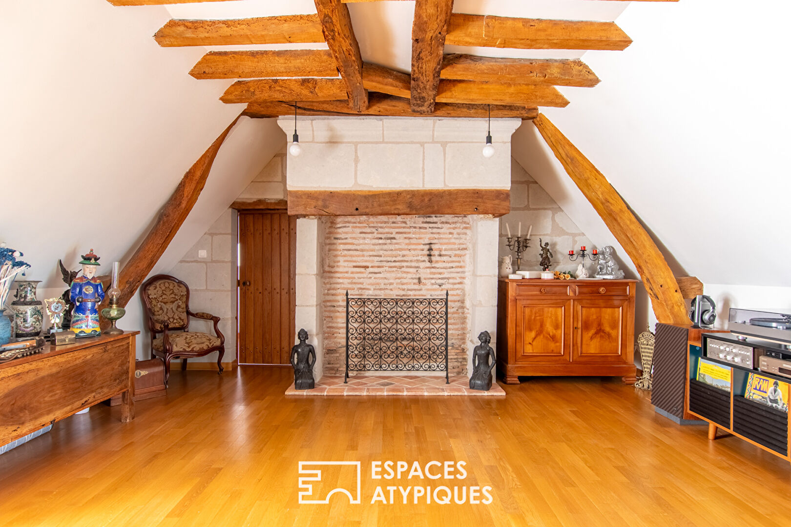 Authentic and charming farmhouse in a peaceful location