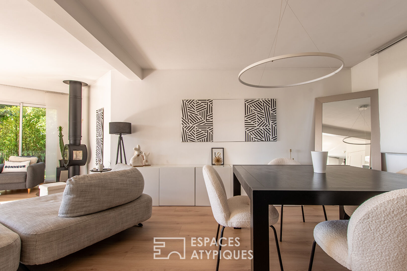 Maison familiale et contemporaine à l’esprit vacances