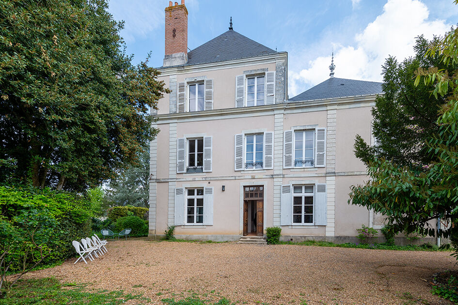18th century character residence