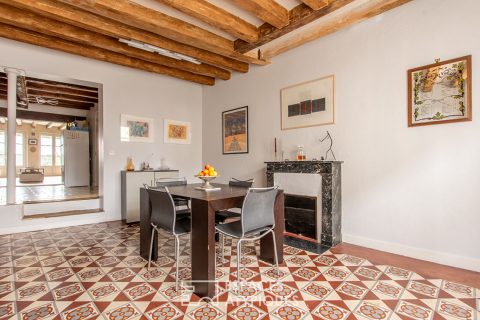 Authentique maison de bourg avec vue Loire