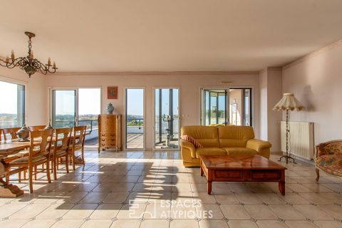 Exceptional rooftop between sky and Maine