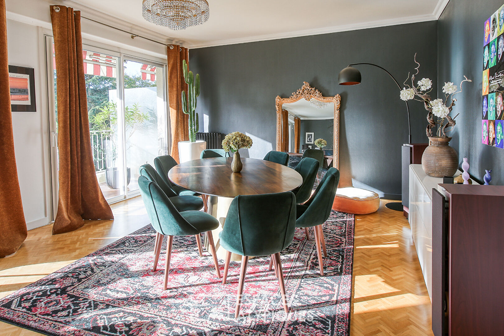 Appartement niché au sein de la canopée angevine