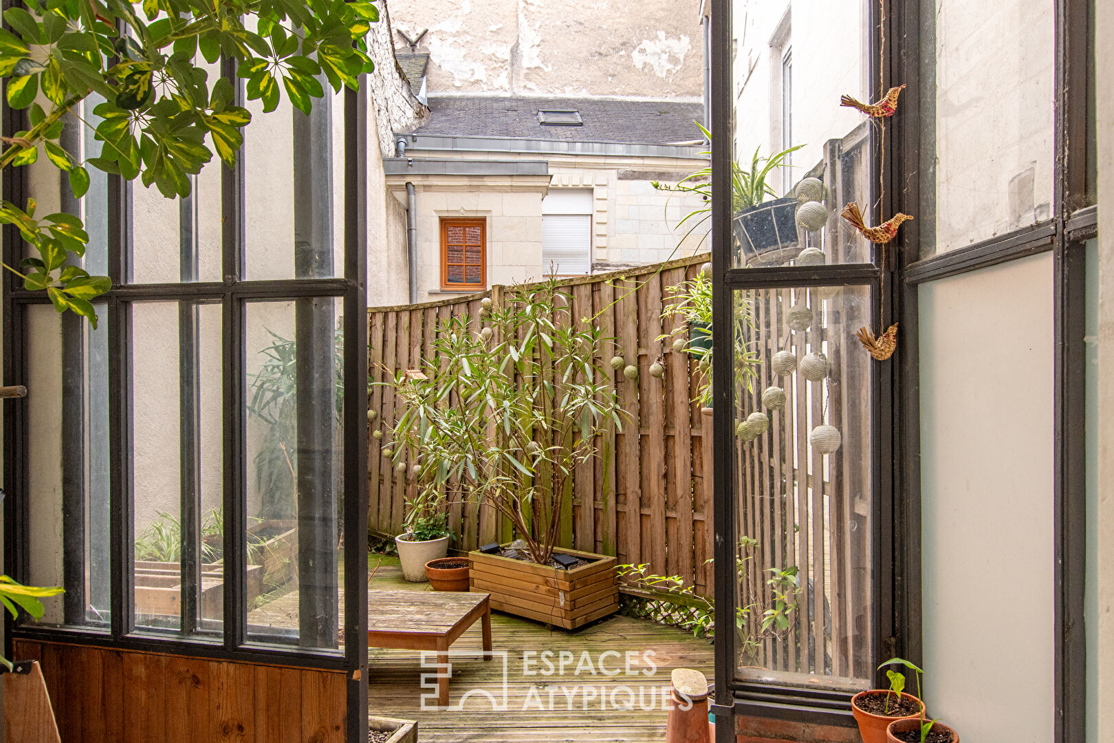 Apartment with outdoor space in the city center