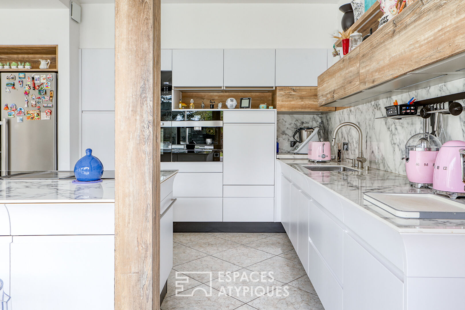 Villa contemporaine avec piscine & spa : l’élégance d’une vie dedans-dehors, au coeur de Pruniers