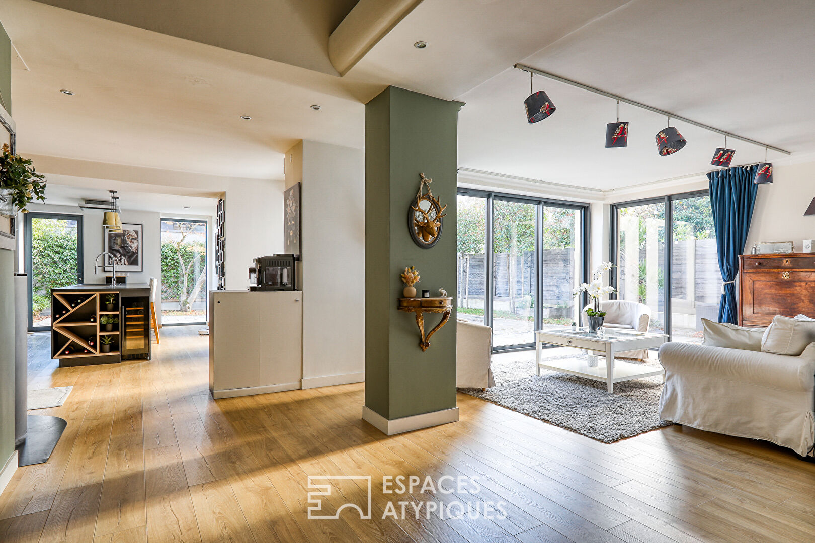 Bright and Warm Townhouse