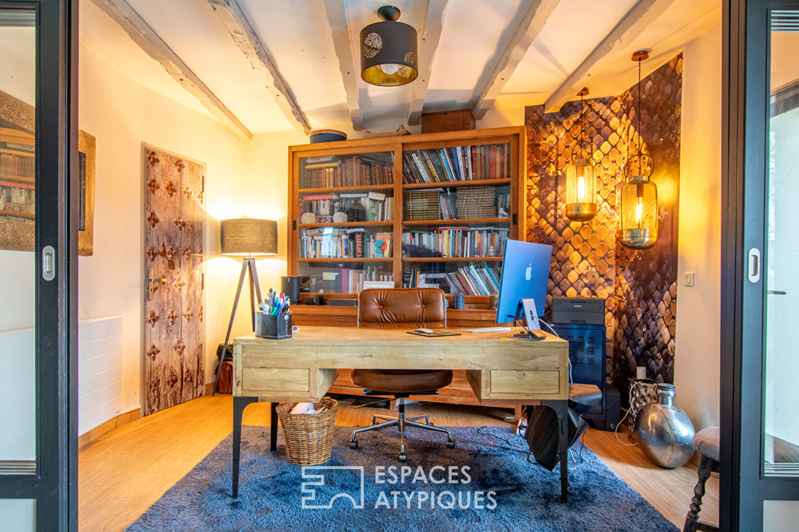 Charming house with a recently built swimming pool in its verdant setting