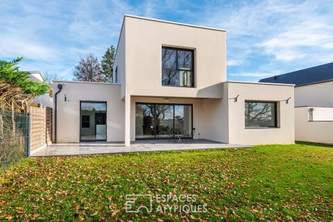 Élégante contemporaine au panorama d&rsquo;exception