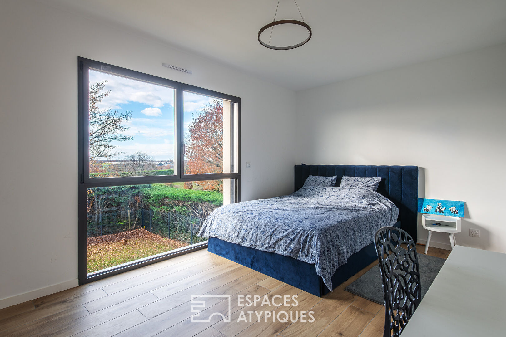 Élégante contemporaine au panorama d&rsquo;exception