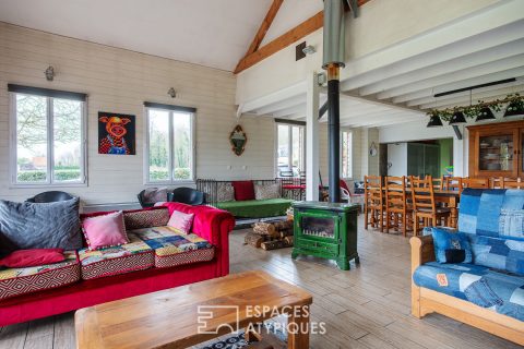 Longère de caractère avec extension en bois