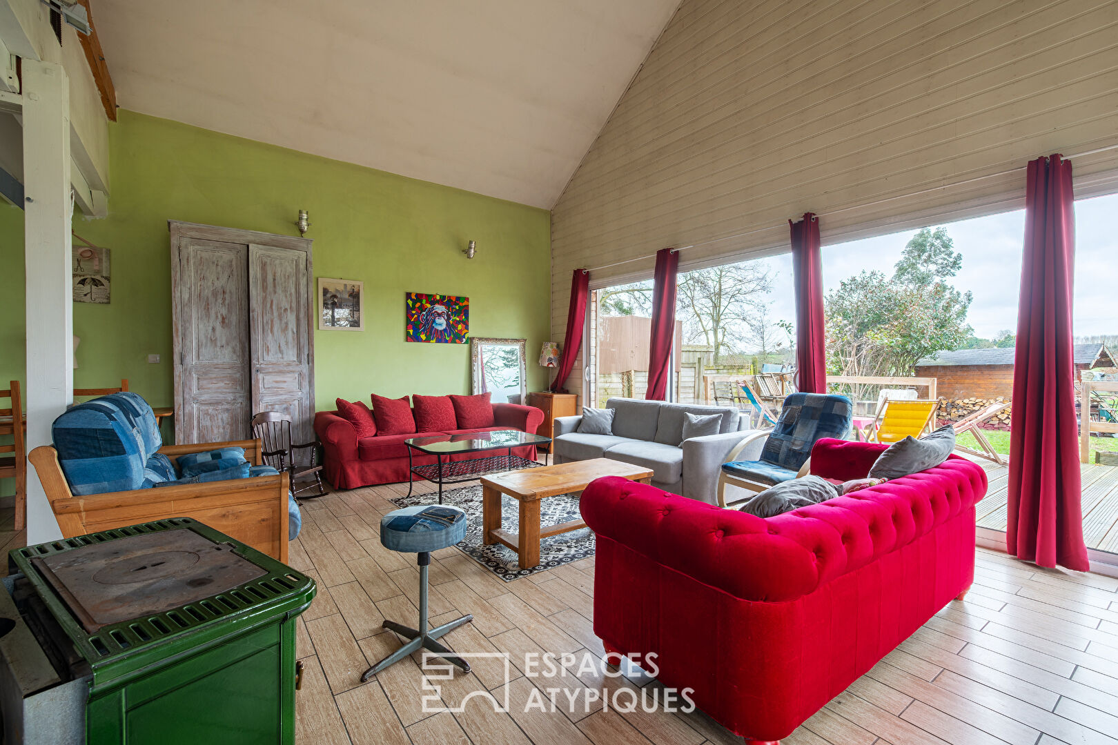 Longère de caractère avec extension en bois