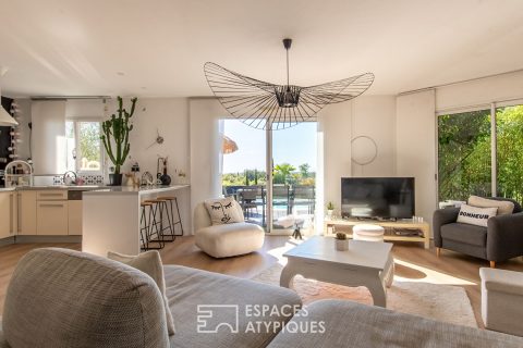 Contemporary family home with a holiday feel