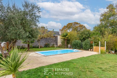 Maison d&rsquo;architecte avec piscine dans environnement privilégié