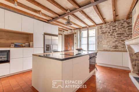 Elegant family home in the city center