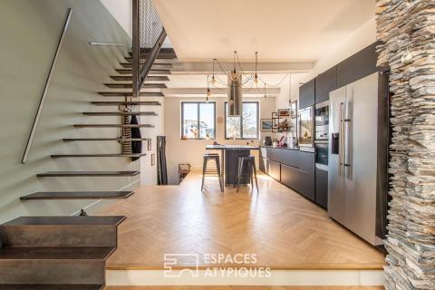 Maison esprit loft avec patio et garage