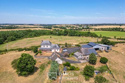Former farmhouse on 5.3 hectares of land