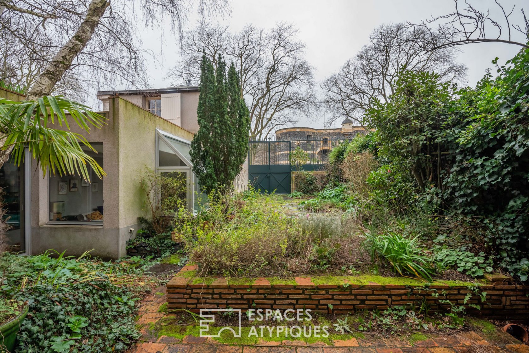 Propriété de charme avec jardin face au Château d’Angers